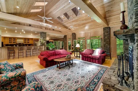 220 Pipers Court Highlands NC 28741