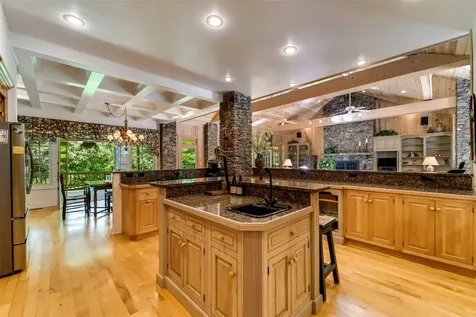 220 Pipers Court Highlands NC 28741