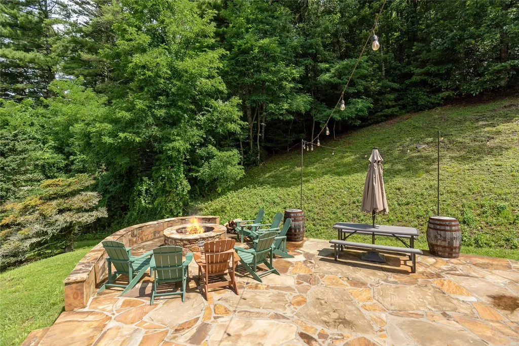 267 Hero Lane Glenville NC 28736