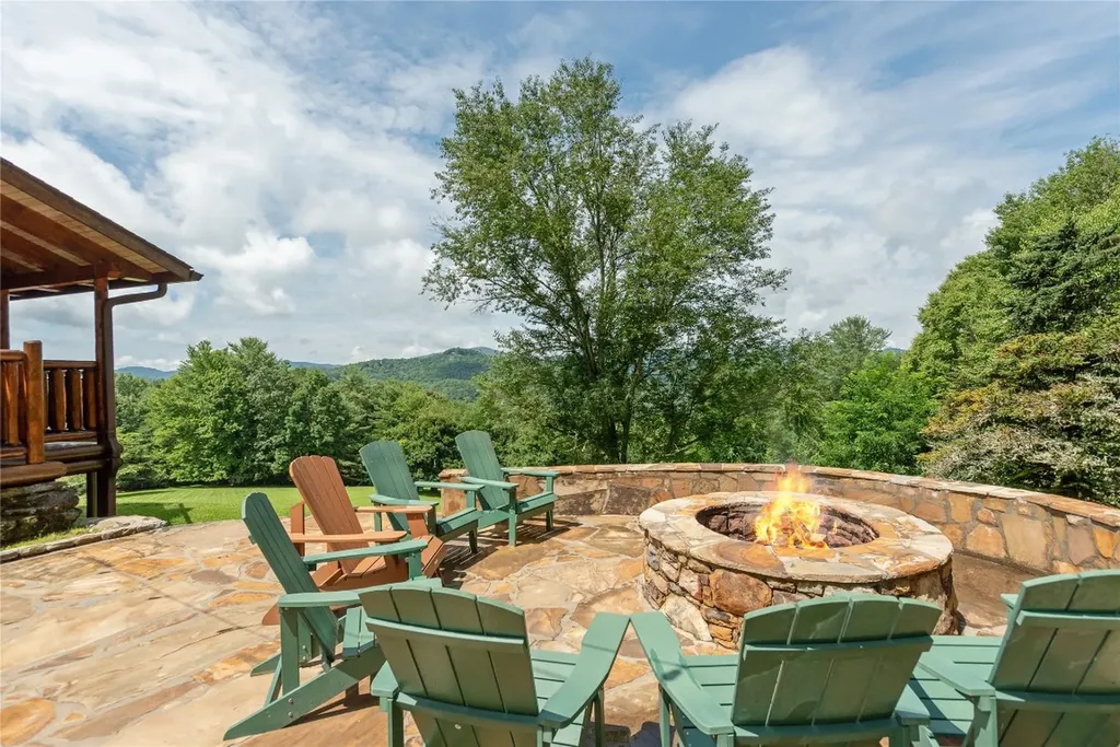 267 Hero Lane Glenville NC 28736