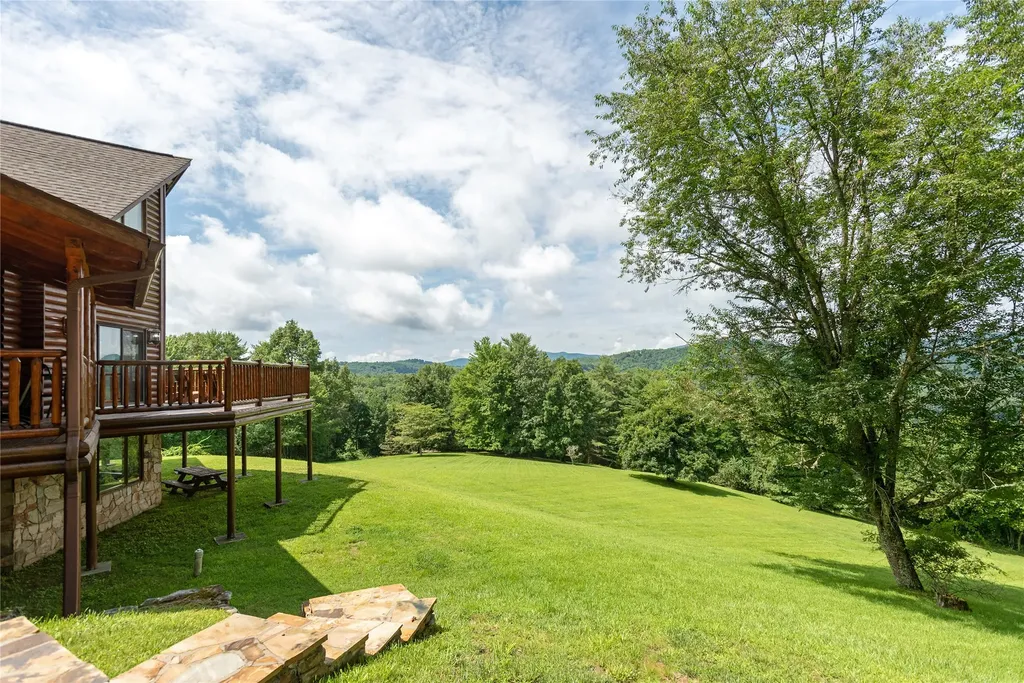 267 Hero Lane Glenville NC 28736