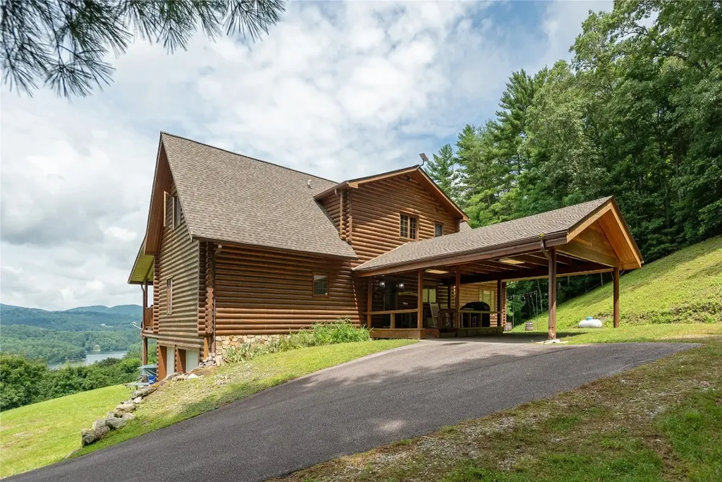 267 Hero Lane Glenville NC 28736