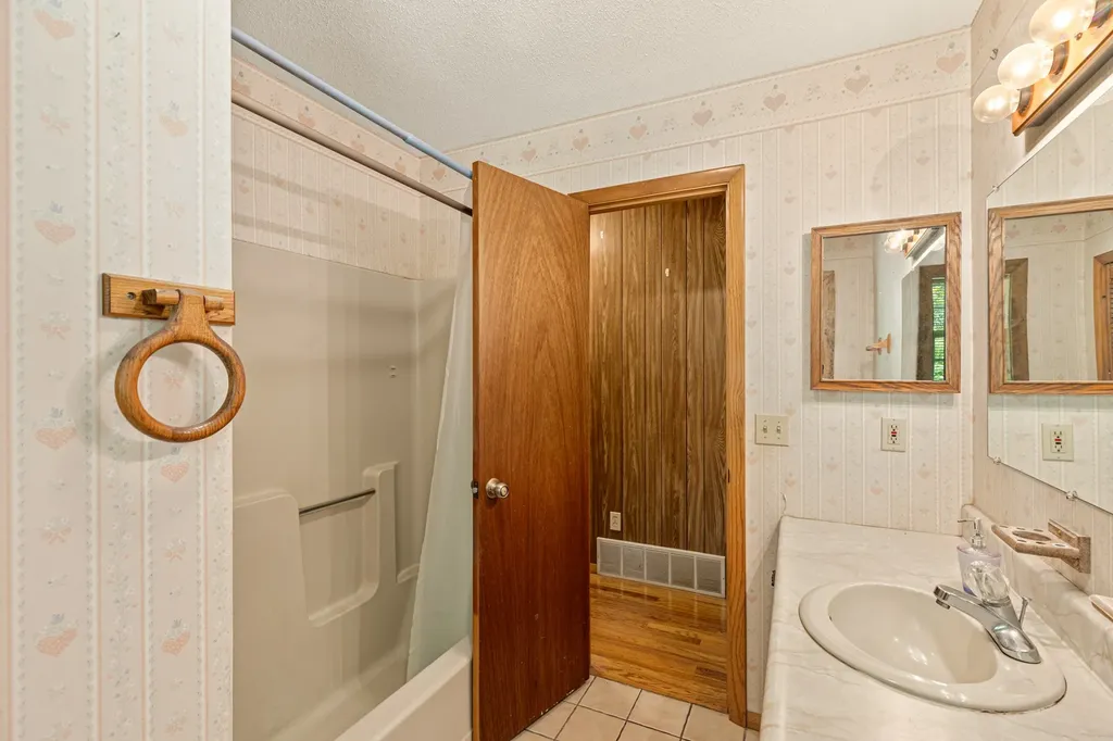 50 Pearl Drive Highlands NC 28741