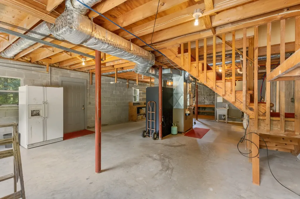 50 Pearl Drive Highlands NC 28741