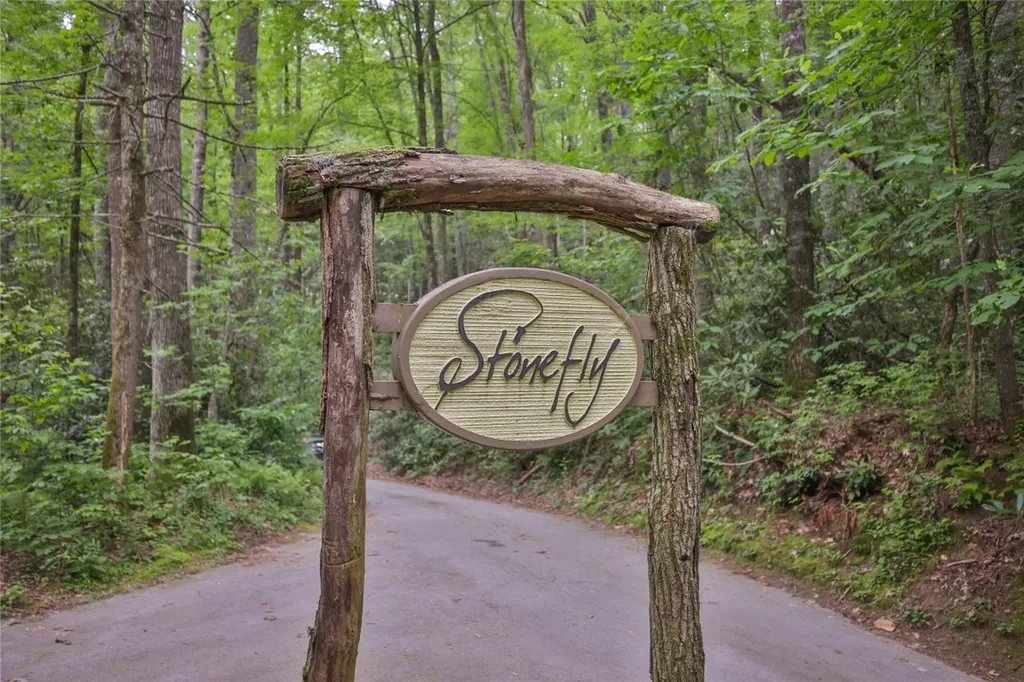 Lot 16 Zeb Alley Road Cashiers NC 28717