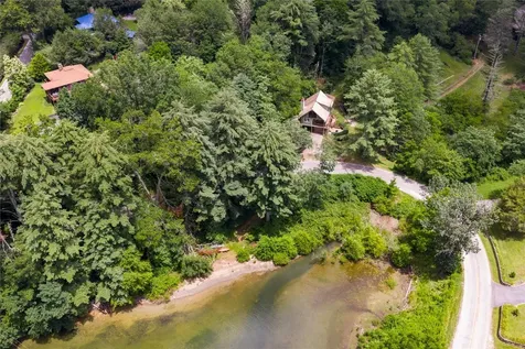 435 Glenville School Road Glenville NC 28736