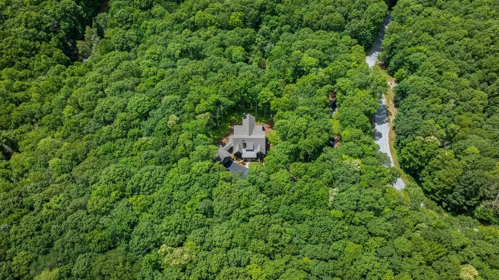 1310 New Settlers Way Glenville NC 28736