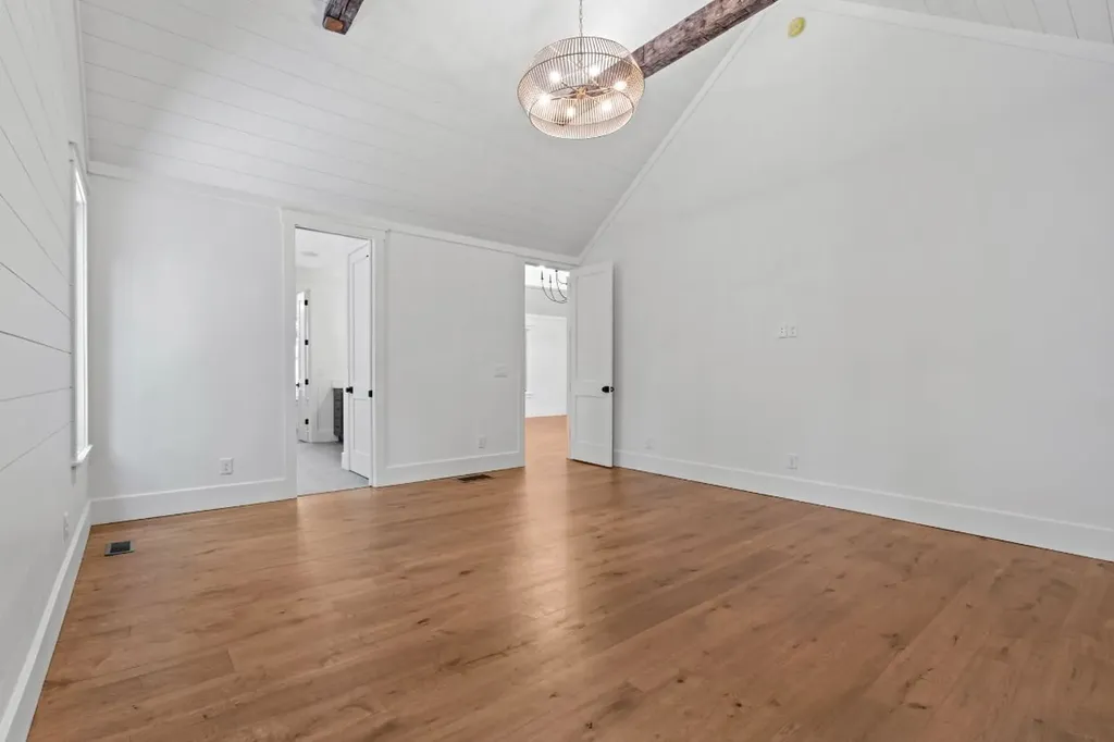 1310 New Settlers Way Glenville NC 28736