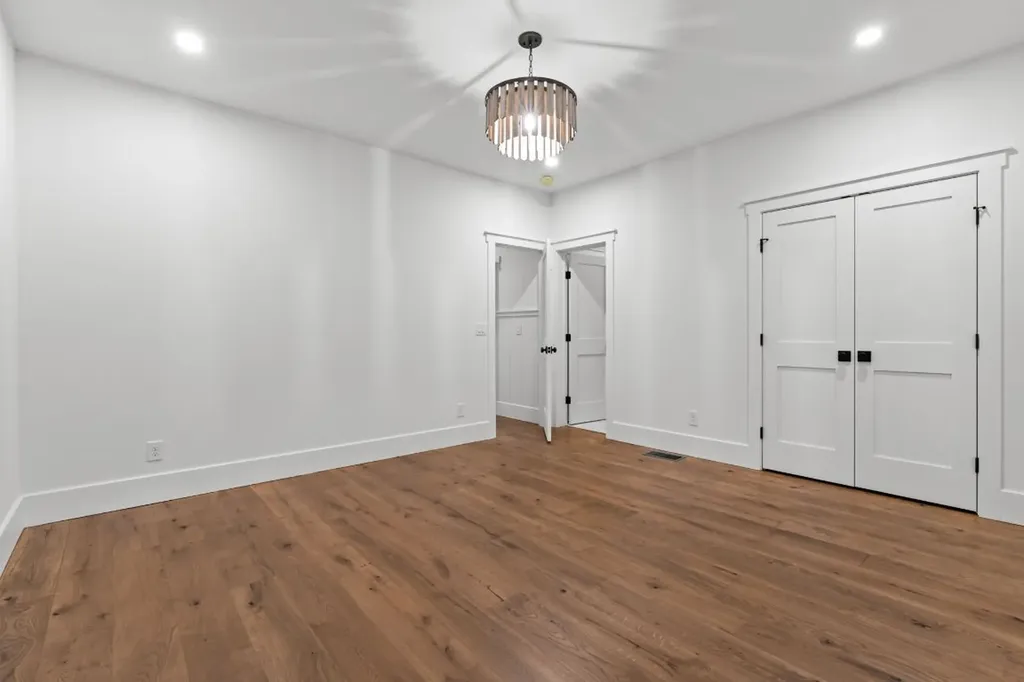 1310 New Settlers Way Glenville NC 28736