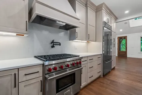 1310 New Settlers Way Glenville NC 28736