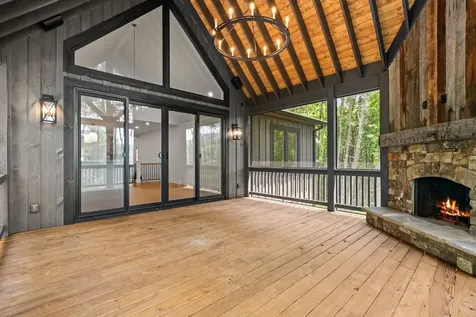 1310 New Settlers Way Glenville NC 28736