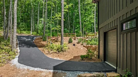 1310 New Settlers Way Glenville NC 28736