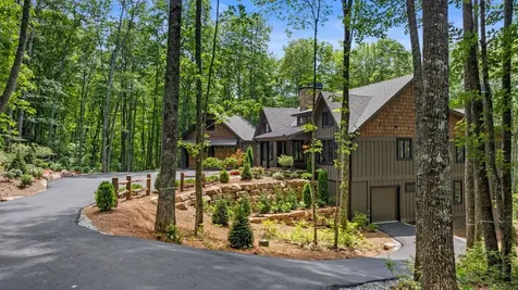 1310 New Settlers Way Glenville NC 28736