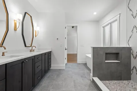 1310 New Settlers Way Glenville NC 28736