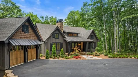 1310 New Settlers Way Glenville NC 28736