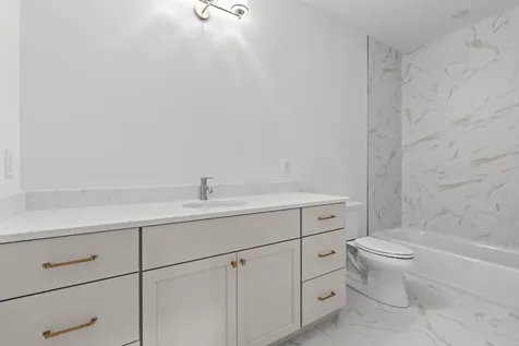 1310 New Settlers Way Glenville NC 28736