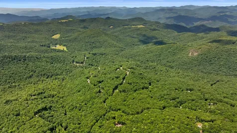 1310 New Settlers Way Glenville NC 28736