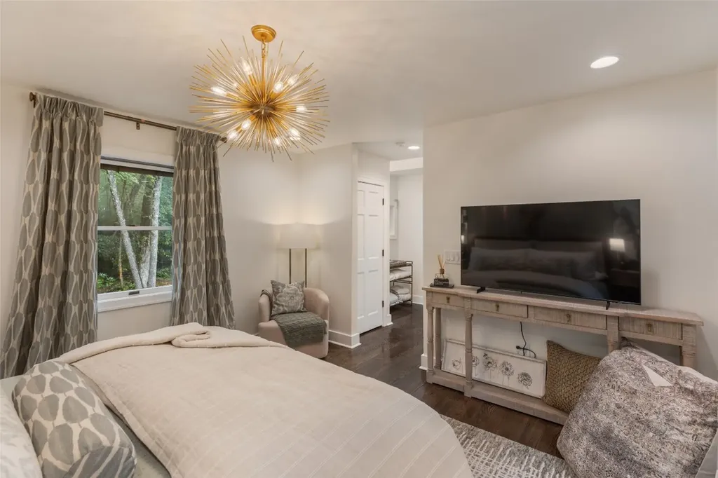 166 Upper Ridge Road Cashiers NC 28717