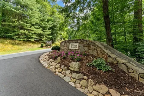 73 Portland Ridge Cashiers NC 28717