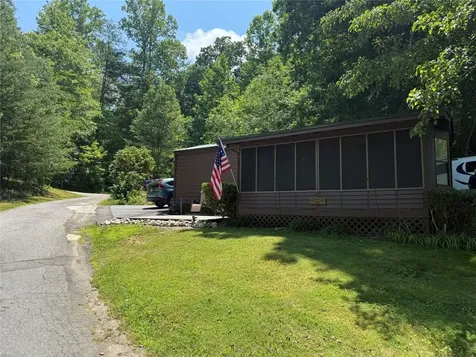 42 Hummer Hill Whittier NC 28789