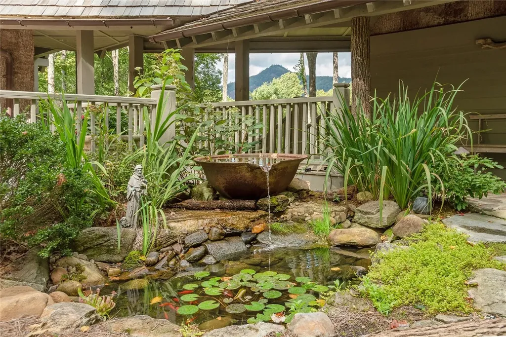 132 Bent Tree Lane Cashiers NC 28717