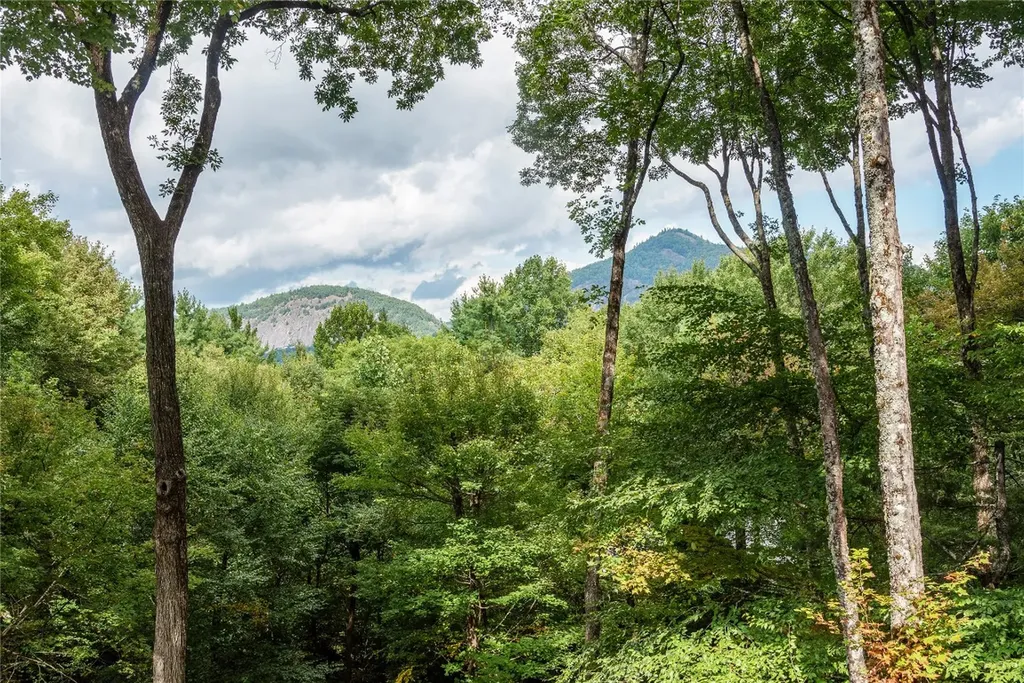 132 Bent Tree Lane Cashiers NC 28717