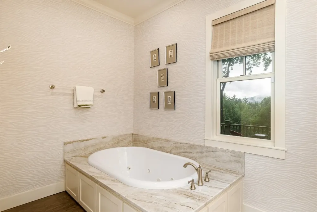 132 Bent Tree Lane Cashiers NC 28717