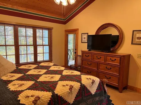 35-b Portland Ridge Cashiers NC 28717