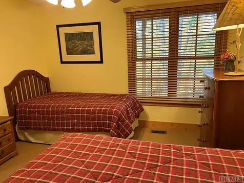 35-b Portland Ridge Cashiers NC 28717