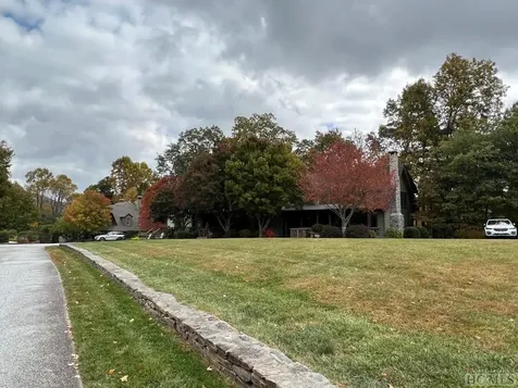 35-b Portland Ridge Cashiers NC 28717