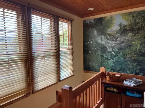 35-b Portland Ridge Cashiers NC 28717