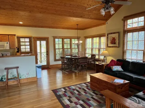 35-b Portland Ridge Cashiers NC 28717