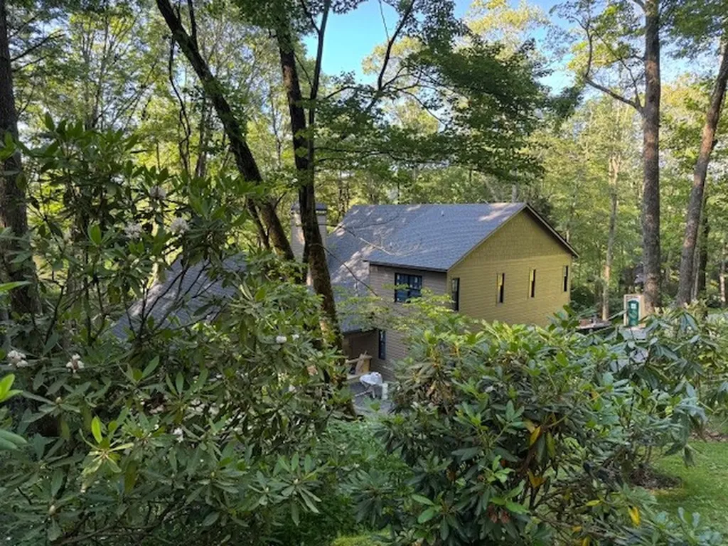 88 Lost Trail Highlands NC 28741