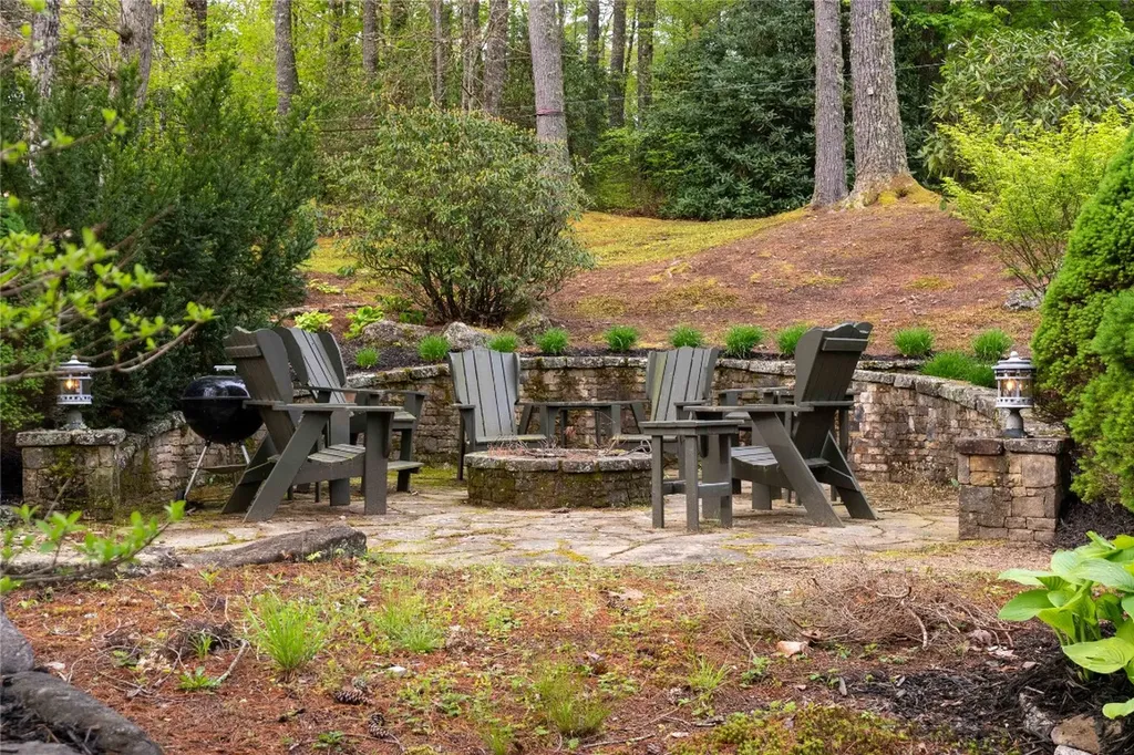 358 Jodytown Road Cashiers NC 28717