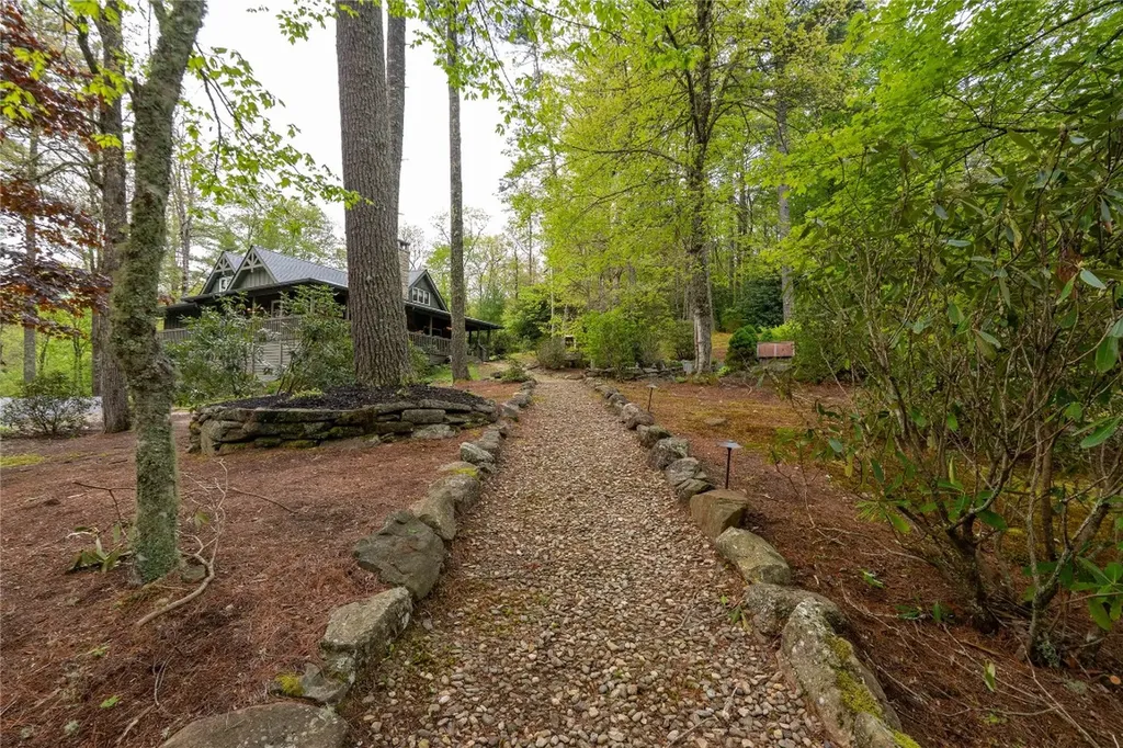 358 Jodytown Road Cashiers NC 28717