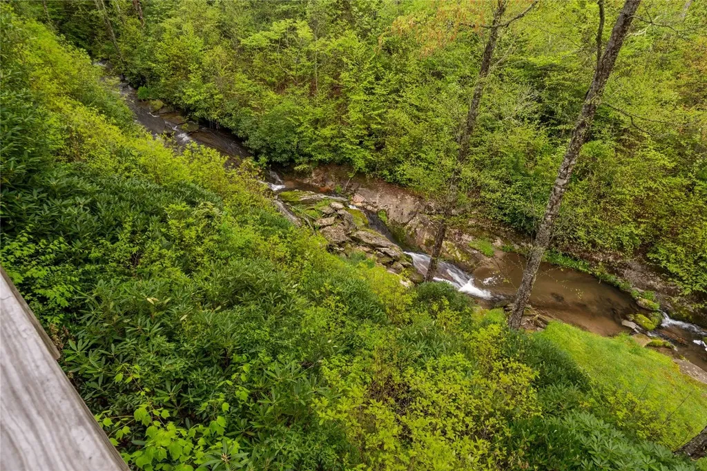 358 Jodytown Road Cashiers NC 28717