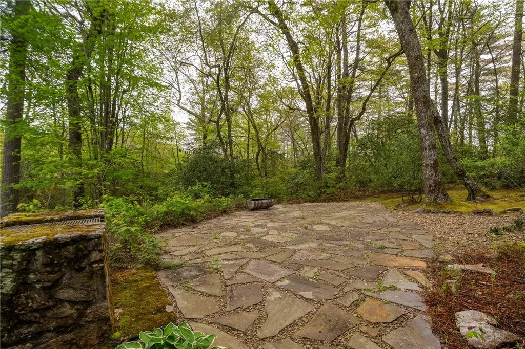 358 Jodytown Road Cashiers NC 28717