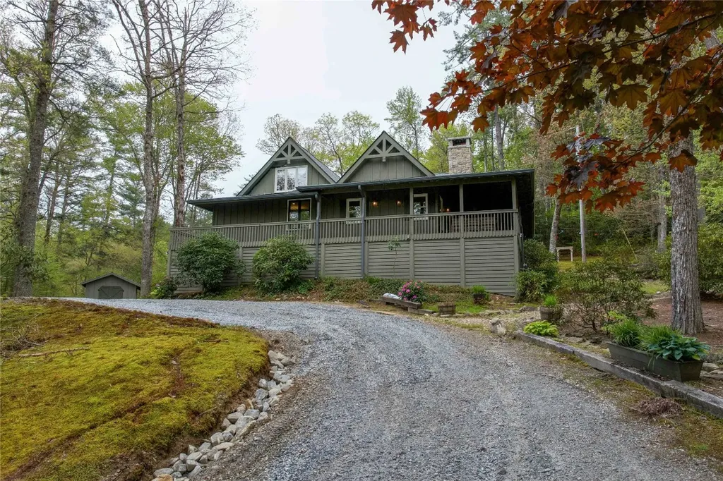 358 Jodytown Road Cashiers NC 28717