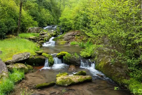 358 Jodytown Road Cashiers NC 28717