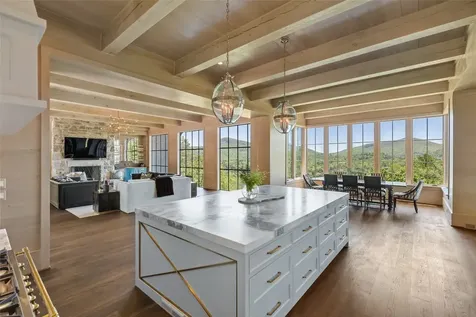 893 High Mountain Drive Cashiers NC 28717