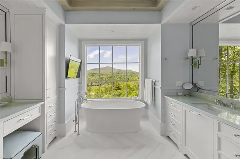 893 High Mountain Drive Cashiers NC 28717