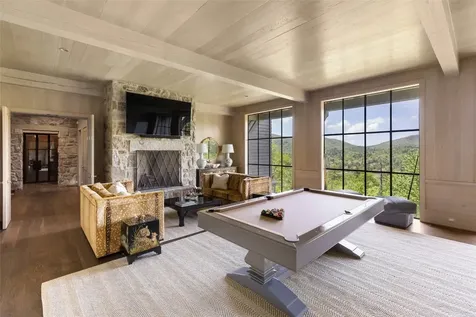 893 High Mountain Drive Cashiers NC 28717