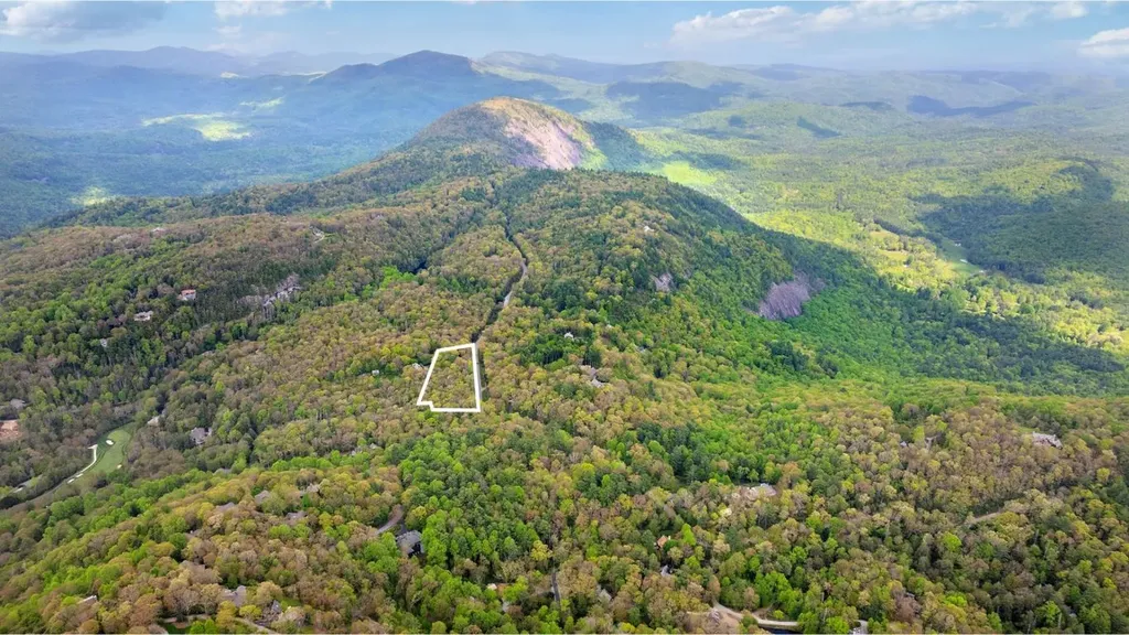 462 Bowery Road Highlands NC 28741