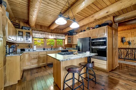 104 Beasley Mine Road Franklin NC 28734