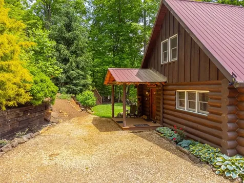 104 Beasley Mine Road Franklin NC 28734