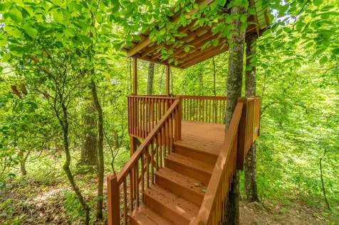 104 Beasley Mine Road Franklin NC 28734