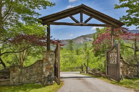 134 Rock Face Trail Highlands NC 28741