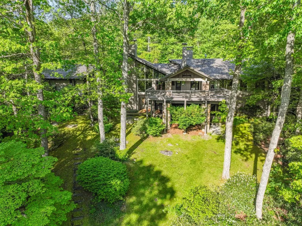 530 Heaton Forest Road Cashiers NC 28717