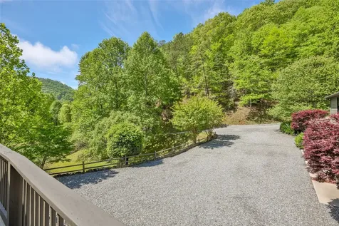 1283 Leafstone Circle Sylva NC 28779