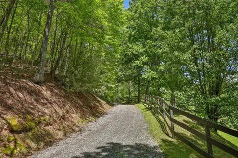 1283 Leafstone Circle Sylva NC 28779